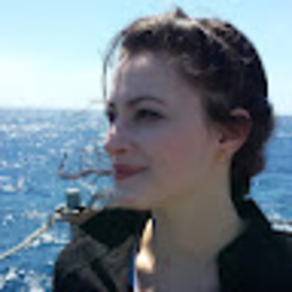 Meet your Posher, Elena